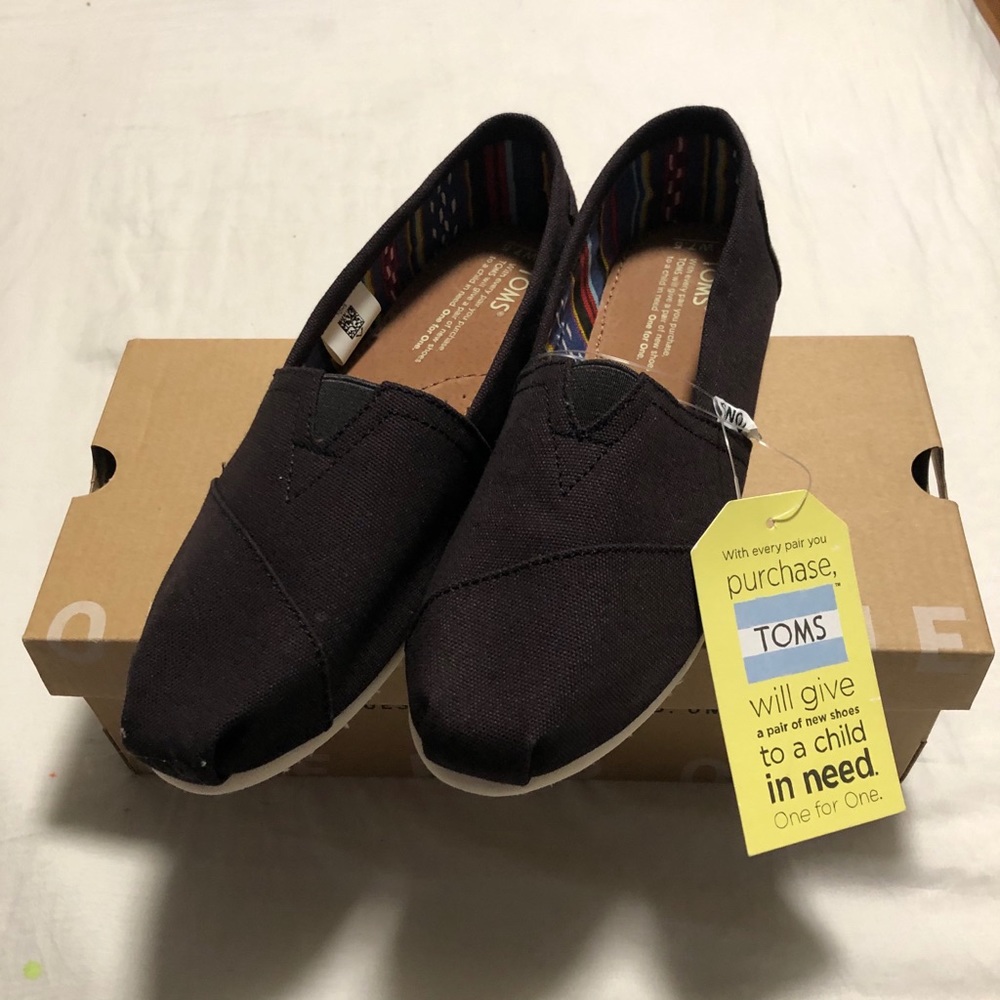 Toms shoes